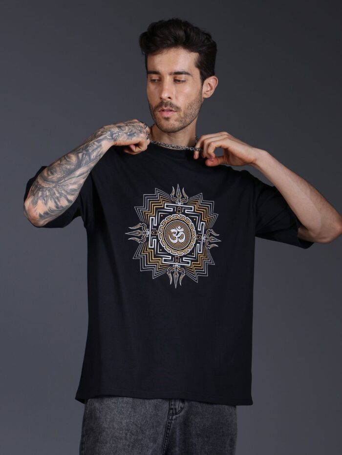 Om Yantra Glow in the Dark UV-Glow T-Shirt - Image 1