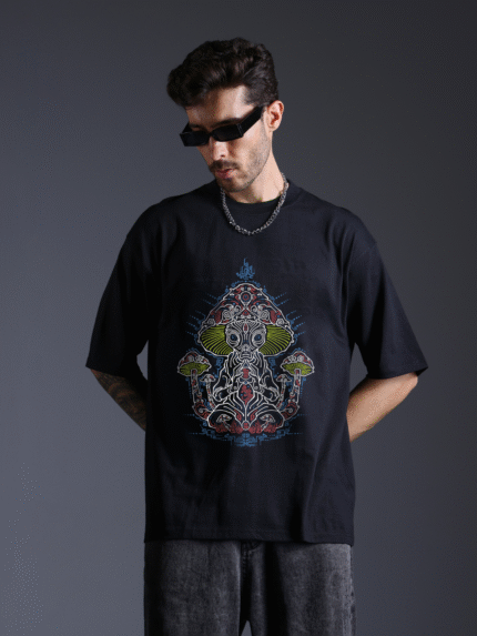 Shroom Alien Glow in the Dark | UV Light Reactive Oversized T-shirt
