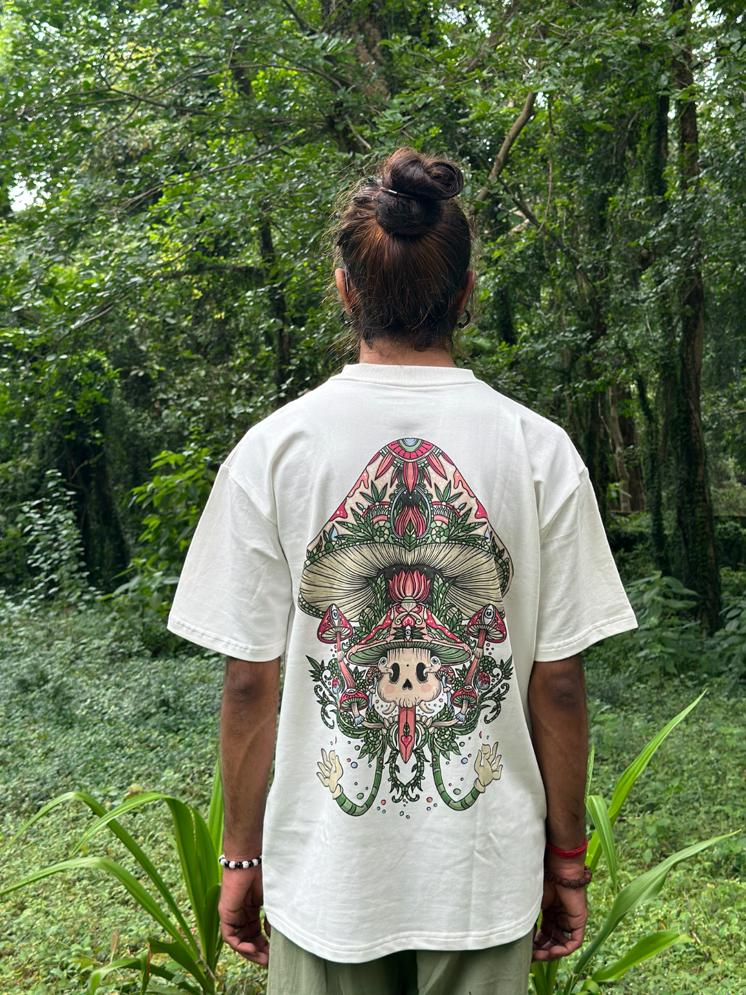 37 MAGIC MUSHROOM Printed Oversized T-Shirt - Image 1